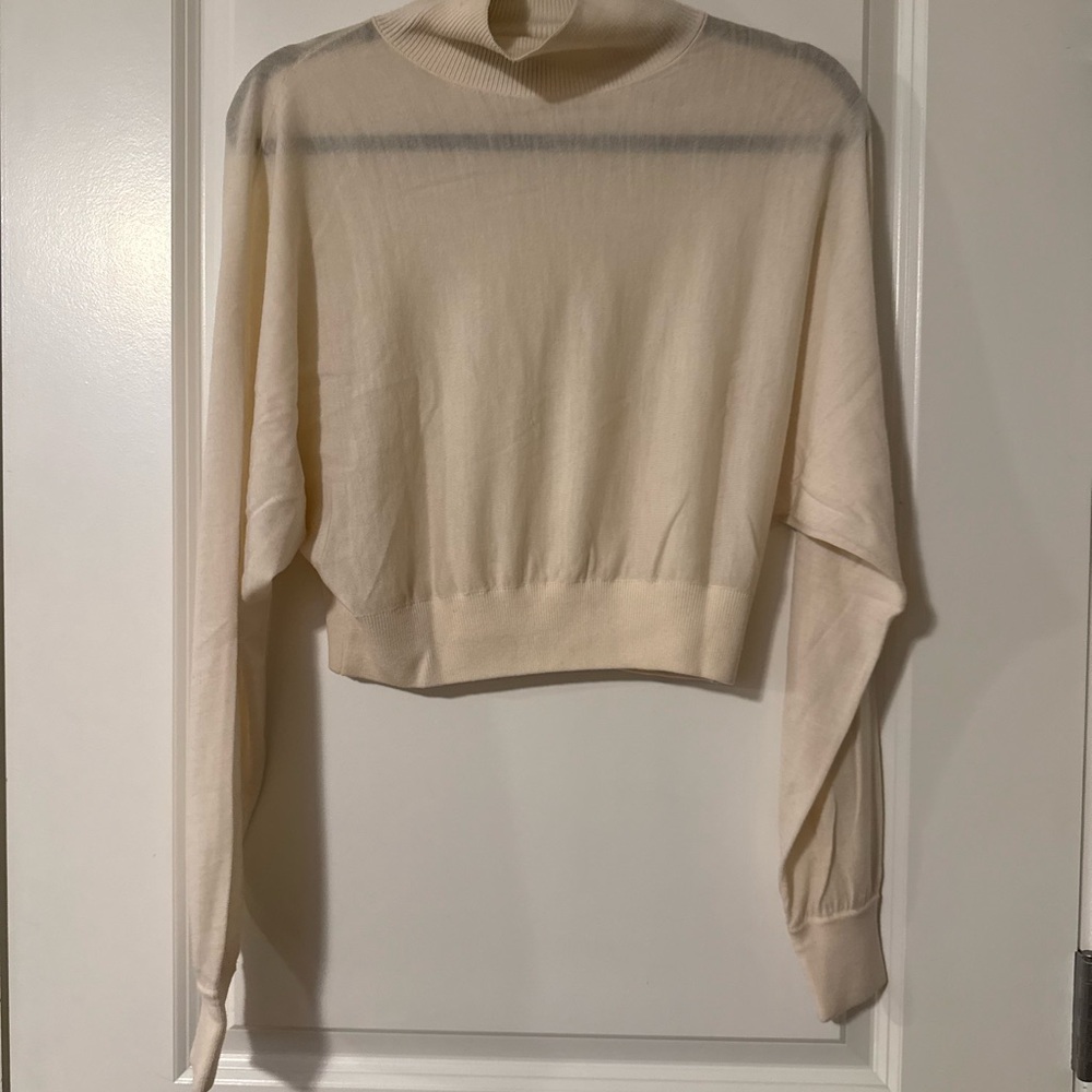 Alice + Olivia Cream Turtleneck Sweater Size Small